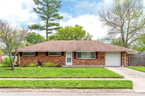 3762 Waterbury Dr, Kettering, OH 45439
