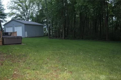Exterior - 1896 Reeder Rd, Blanchester, OH 45107 photo 2 of 5