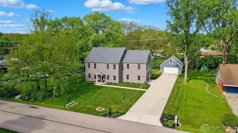 9401 Stephanie St, Dayton, OH 45458