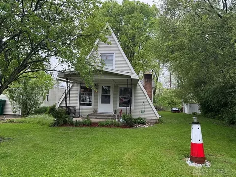 1807 Lincoln Rd, Medway, OH 45341