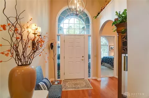 Entry Way - 1016 Greenskeeper Way, Centerville, OH 45458 photo 1 of 2