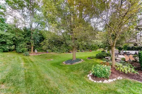 Exterior - 1016 Greenskeeper Way, Centerville, OH 45458 photo 15 of 15