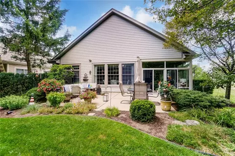 Exterior - 1016 Greenskeeper Way, Centerville, OH 45458 photo 10 of 15