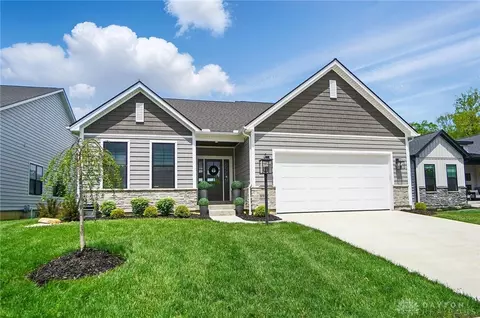 9917 Rothschild Ct, Dayton, OH 45458