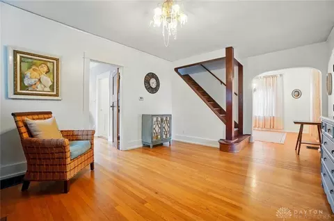 Entry Way - 3000 Hillside Ave, Kettering, OH 45429 photo 3 of 5