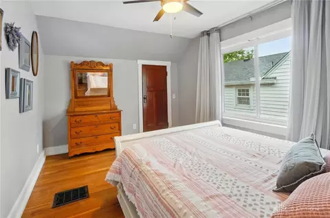 Bedroom - 3000 Hillside Ave, Kettering, OH 45429 photo 6 of 9