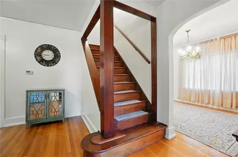 Entry Way - 3000 Hillside Ave, Kettering, OH 45429 photo 4 of 5