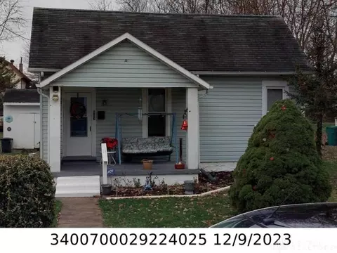 907 Gothic St, Springfield, OH 45503 photo 1