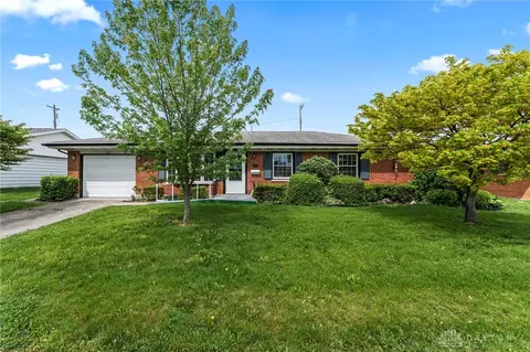 337 N Garber Dr, Tipp City, OH 45371