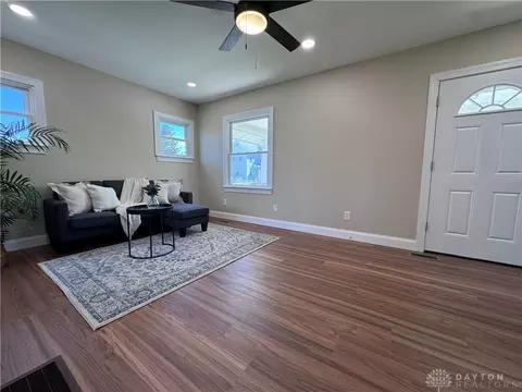 315 N Jackson St, Springfield, OH 45504 photo 5