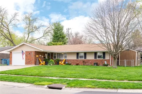 7000 Montague Rd, Huber Heights, OH 45424