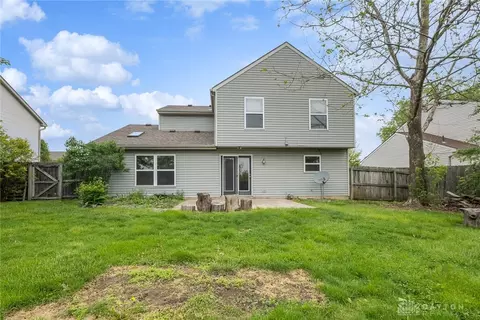 Exterior - 1538 Glenn Abbey Dr, Kettering, OH 45420 photo 2 of 3