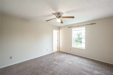 Bedroom - 1538 Glenn Abbey Dr, Kettering, OH 45420 photo 2 of 9