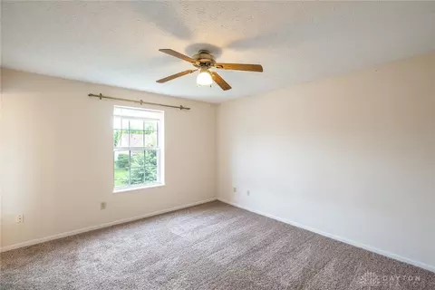 Bedroom - 1538 Glenn Abbey Dr, Kettering, OH 45420 photo 1 of 9