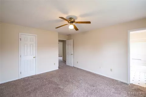 Bedroom - 1538 Glenn Abbey Dr, Kettering, OH 45420 photo 3 of 9