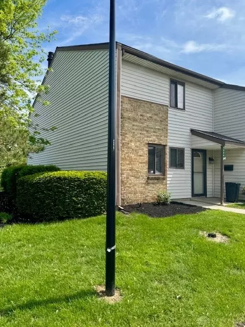 6434 Quintessa Ct, Dayton, OH 45449