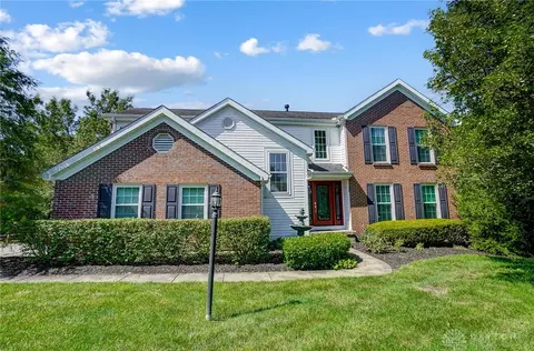 8075 Quail Meadow Ln, West Chester, OH 45069