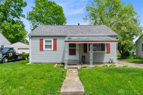 226 E Circle Dr, Dayton, OH 45449