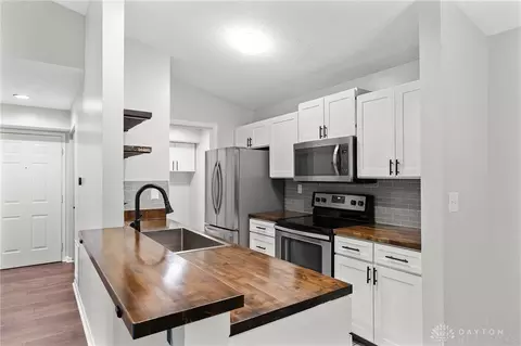 1431 Hollow Run #6, Centerville, OH 45459