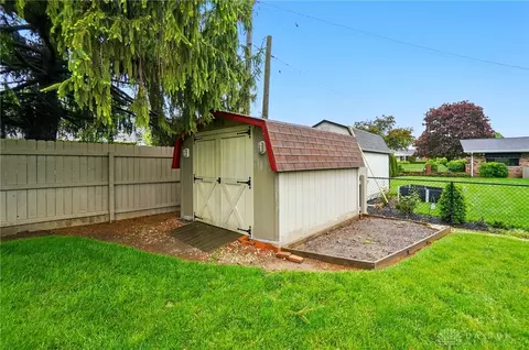 1072 Imperial Blvd, Springfield, OH 45503 photo 43