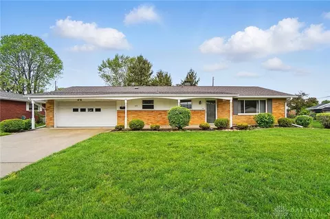 1072 Imperial Blvd, Springfield, OH 45503 photo 2