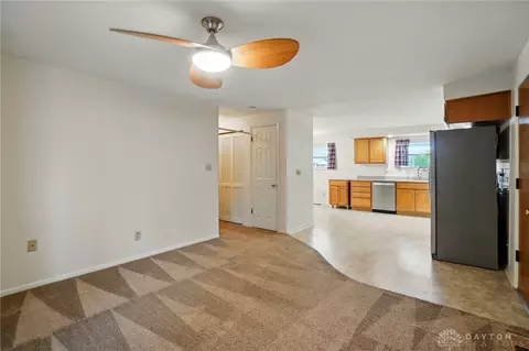 1072 Imperial Blvd, Springfield, OH 45503 photo 16