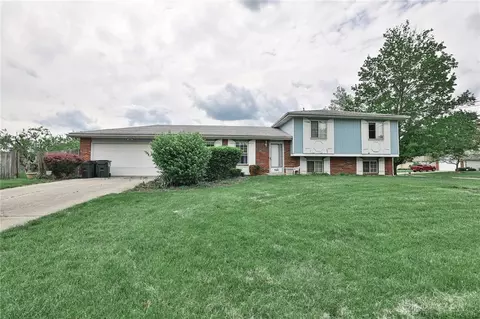 6817 Banbury Dr, Franklin, OH 45005