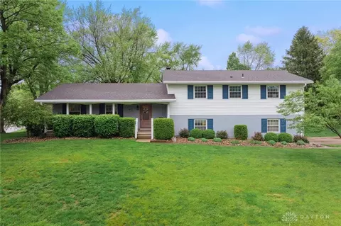 2788 Vickie Dr, Dayton, OH 45434