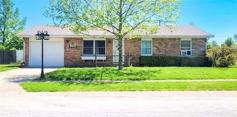 480 Shock Dr, New Lebanon, OH 45345