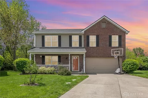 2350 Neff Ln, Troy, OH 45373