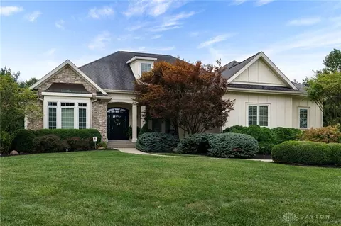 107 Loganwood Ct, Springboro, OH 45066