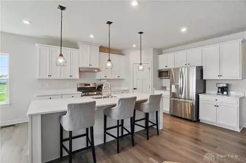 Kitchen - 5964 Outlook Ct, Morrow, OH 45152 photo 1 of 7