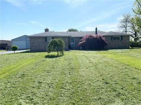 5310 Crawford Toms Run Rd, Brookville, OH 45309