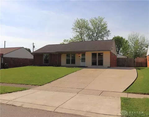 175 Bradley Dr, Germantown, OH 45327