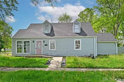 3200 Earlham Dr, Dayton, OH 45406