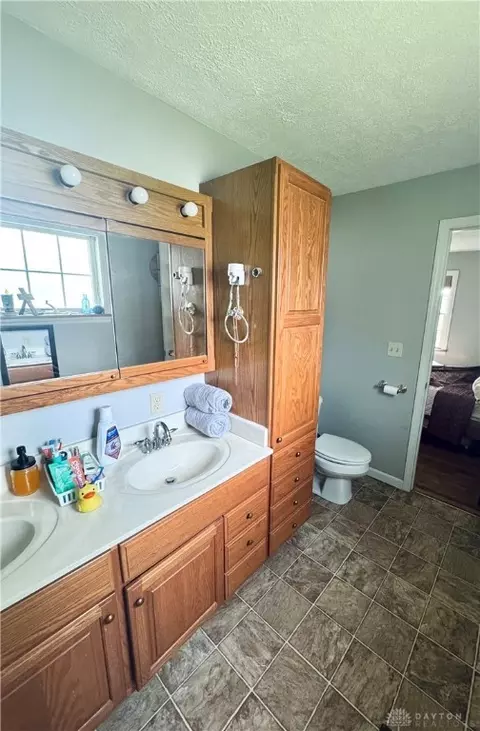 Bath - 105 Vine St, Spring Valley, OH 45370 photo 2 of 4