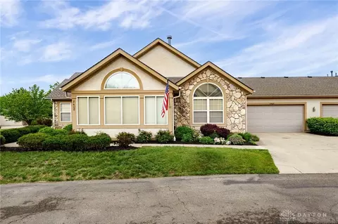 8408 Royal Birkdale Dr, Dayton, OH 45458