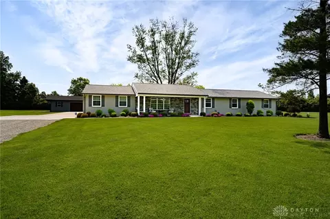 9500 Paragon Rd, Washington Township, OH 45458