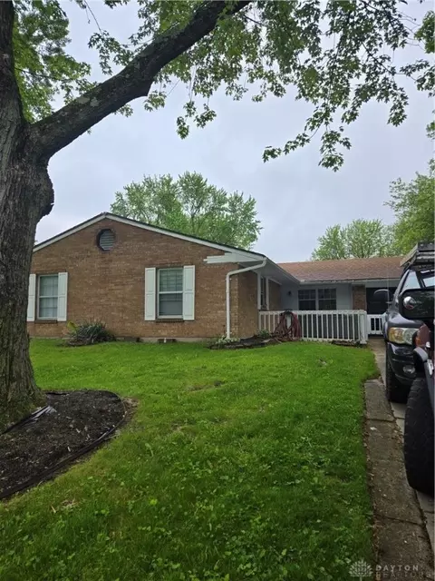 4549 Sylvan Oak Dr, Dayton, OH 45426