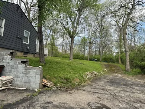Exterior - 1614 Miracle Mile, Springfield, OH 45503 photo 1 of 4