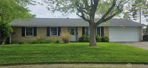 1001 Bevan Ct, Englewood, OH 45322