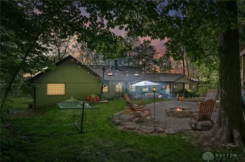 8284 Crosley Rd, Springboro, OH 45066