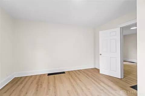 1235 W Jefferson St, Springfield, OH 45506 photo 9