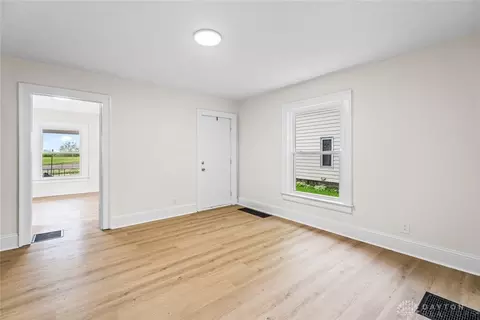 1235 W Jefferson St, Springfield, OH 45506 photo 7