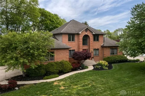 785 Heatherwoode Cir, Springboro, OH 45066