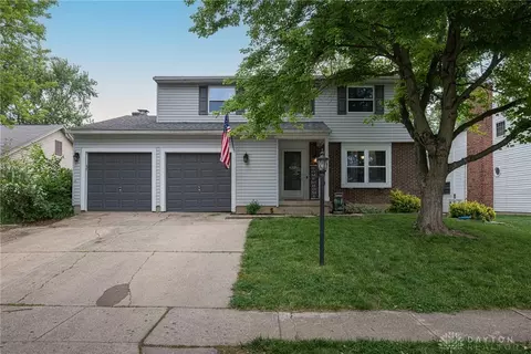 2213 English Oak Ct, Miamisburg, OH 45342