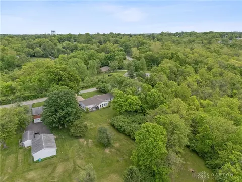 3249 Crest Rd, Cincinnati, OH 45251 photo 6