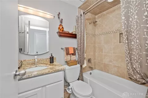 3249 Crest Rd, Cincinnati, OH 45251 photo 26