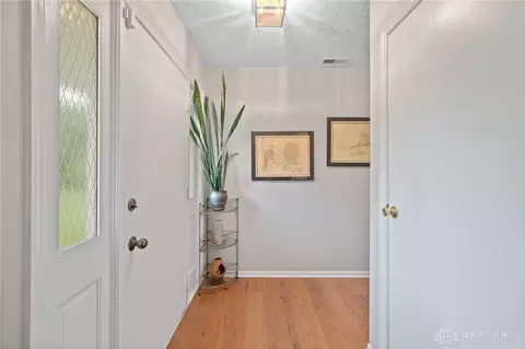 3249 Crest Rd, Cincinnati, OH 45251 photo 12