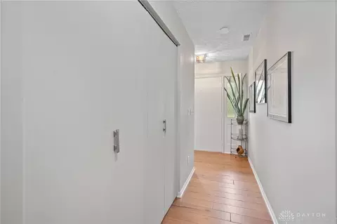 3249 Crest Rd, Cincinnati, OH 45251 photo 23